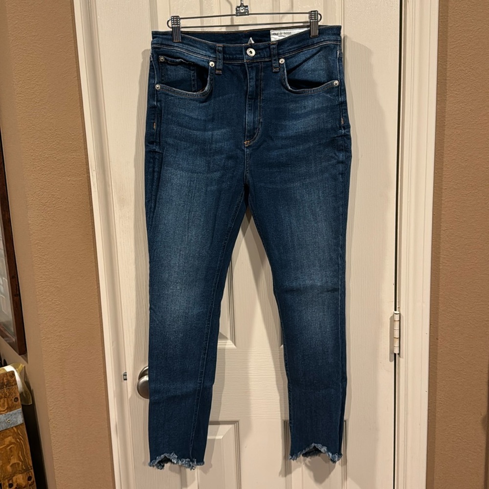 Rag & Bone “Hi-Rise Ankle Skinny” jeans. Sz 30